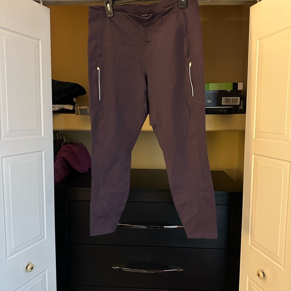 Athleta purple leggings